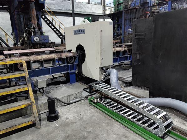 八+四軸組合測徑儀 增大檢測范圍