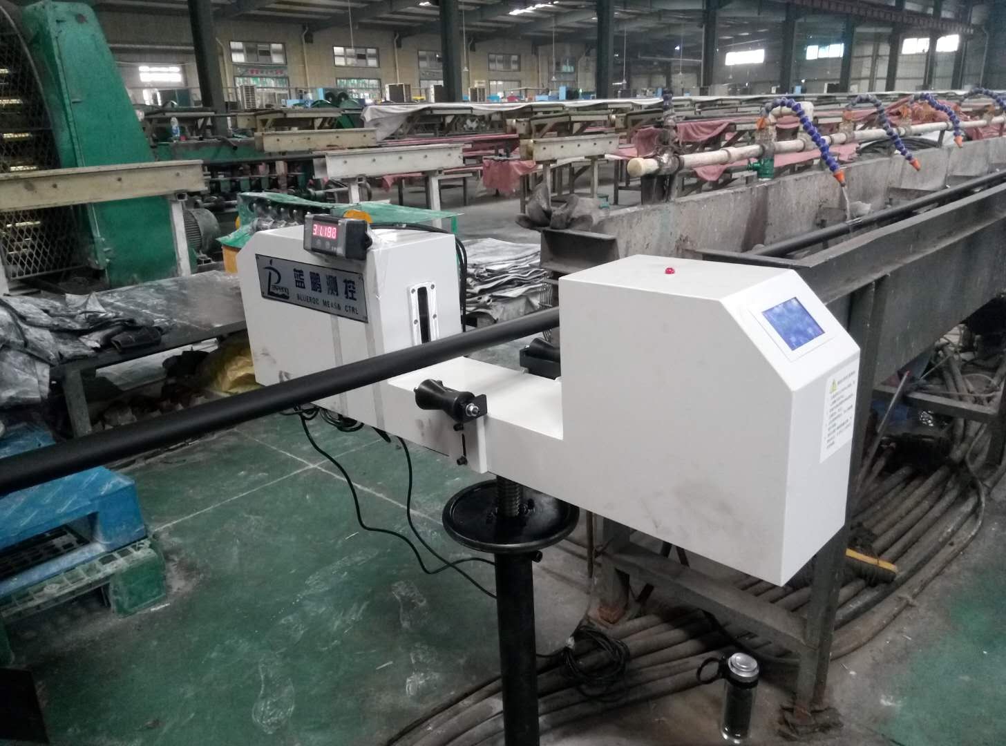 單軸測徑儀減小線纜線徑尺寸波動