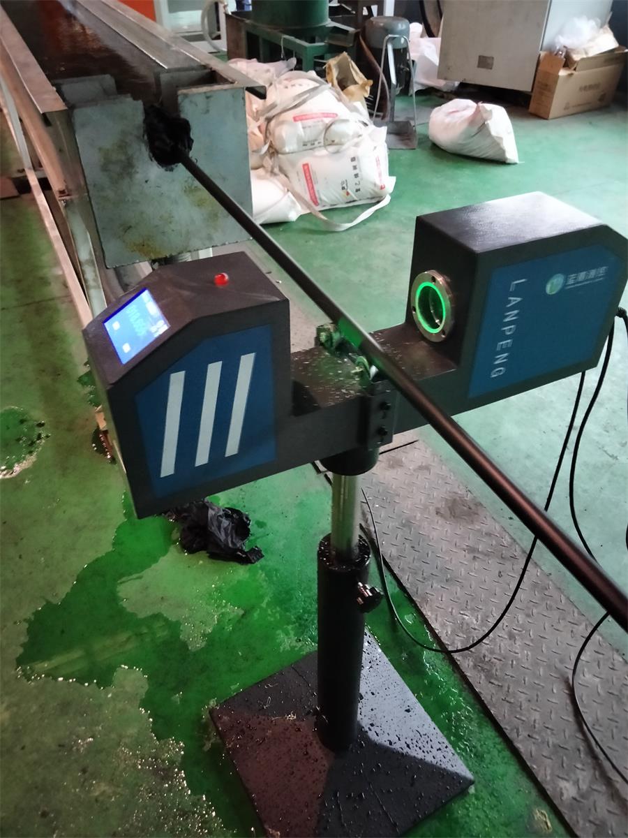 線纜選擇看質量 線纜高質生產采用在線測徑儀