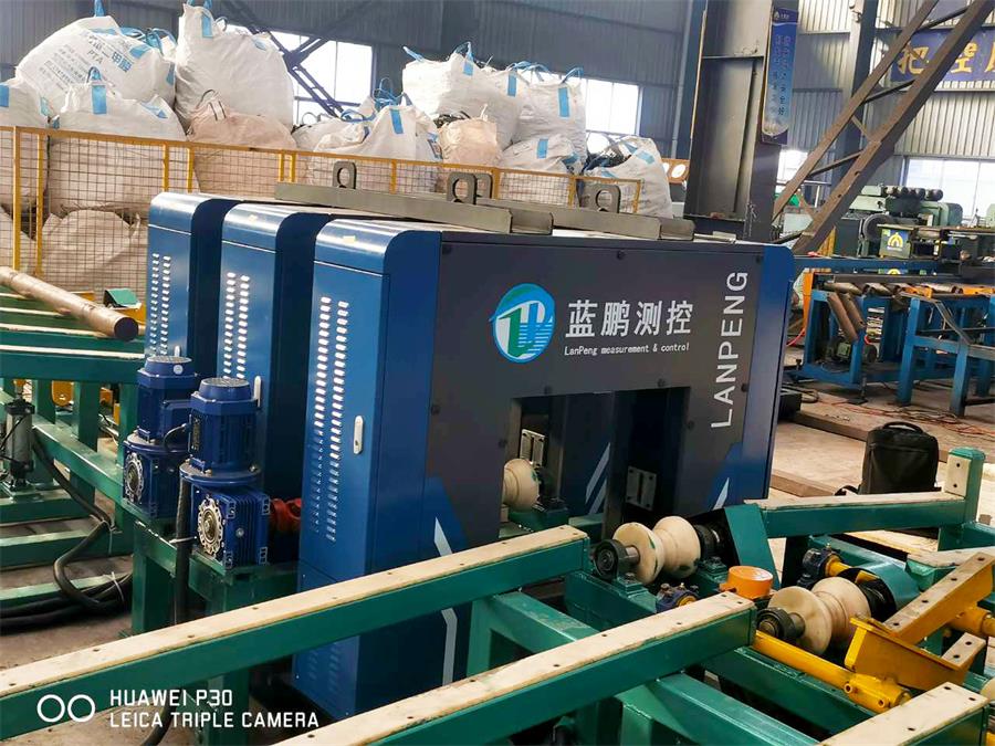 鋼管自動米直線度測量儀 間隔小無漏檢