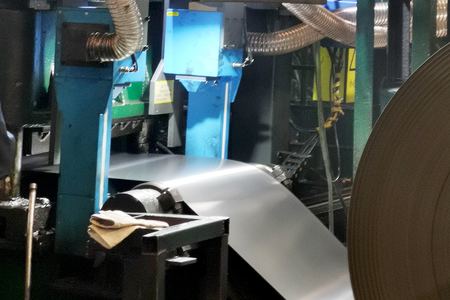 硅膠板柔軟易形變 在線測寬儀不受影響高精測寬